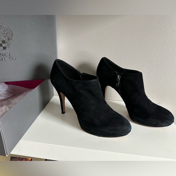 Vince Camuto Black Suede Booties - Picture 3 of 7